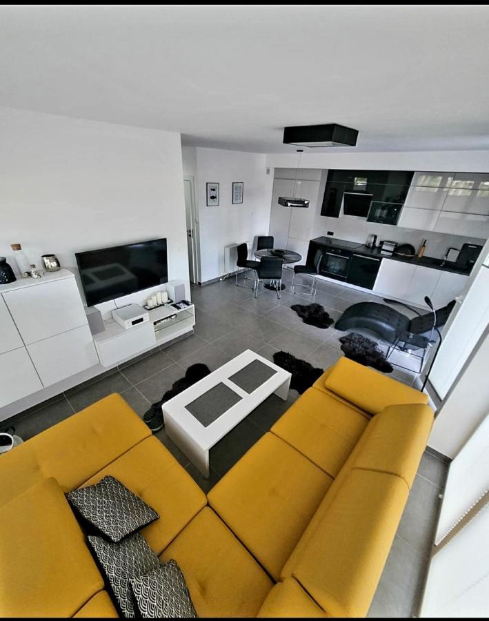 Apartament Amon Nr 5 Leilighet Ujście-Darłowskie Eksteriør bilde